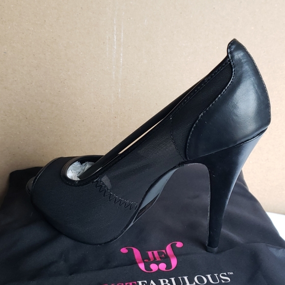 High Heel Shoes - Picture 4 of 8